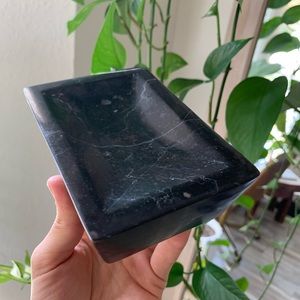 Marble soap dish